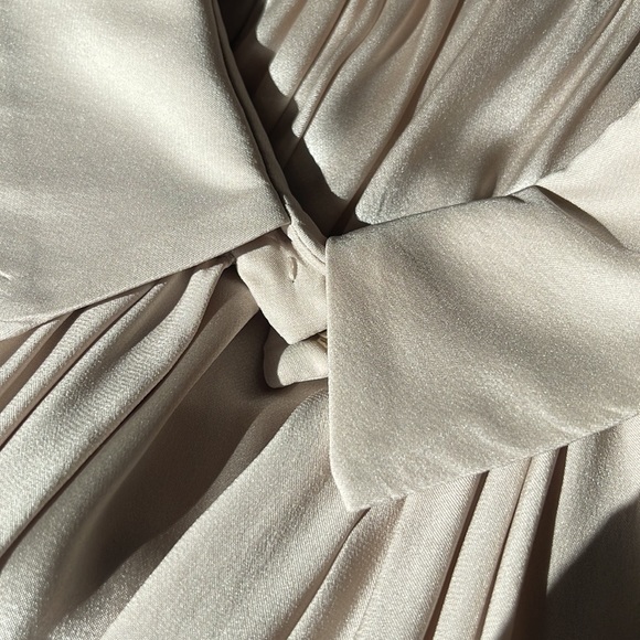 Paul's Ka two-tone color dress - Picture 15 of 16